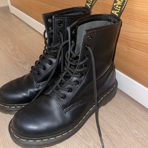 Dr. Martens 1460 Women’s Smooth Leather Lace Up Boots